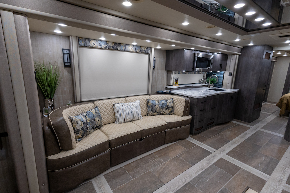 2023 Foretravel For Sale