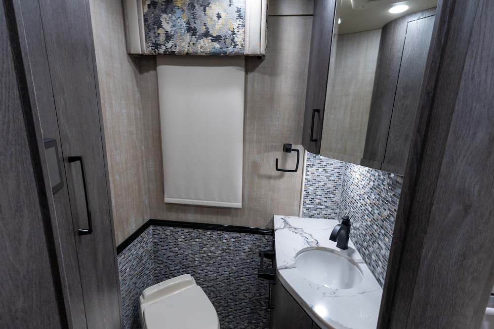 2023 Foretravel For Sale