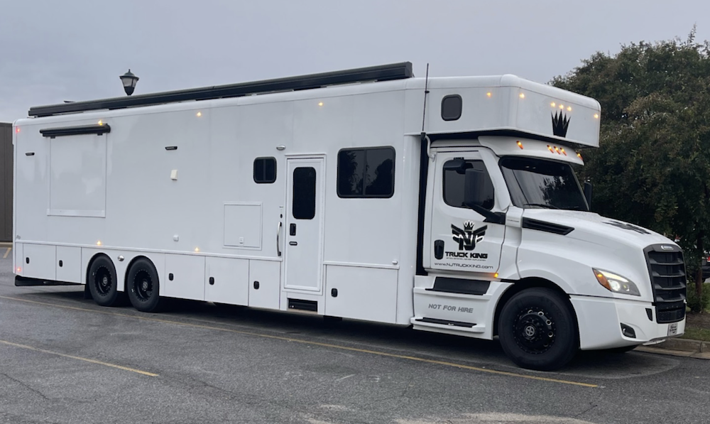 2023 Show Hauler For Sale