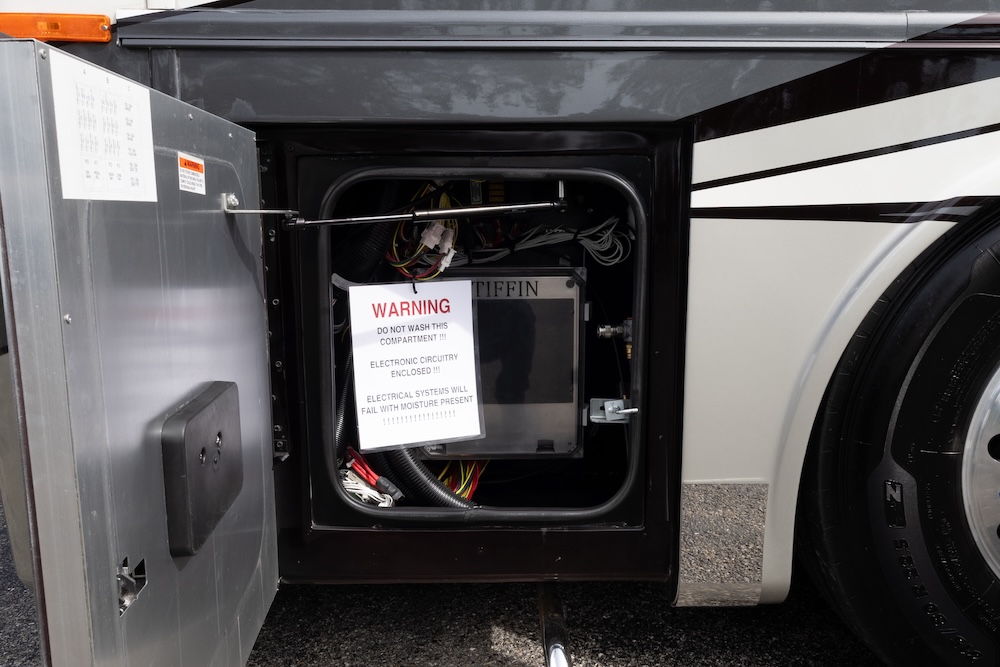 2023 Tiffin AllegroFor Sale