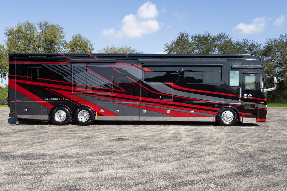 2023 Tiffin Allegro For Sale
