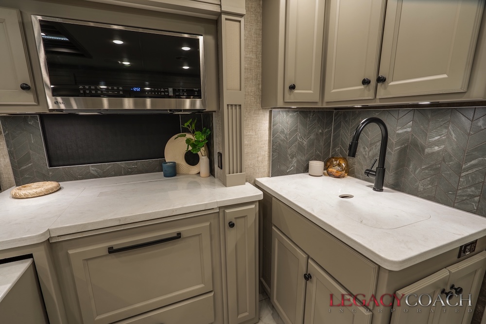 2024 Tiffin Bay For Sale