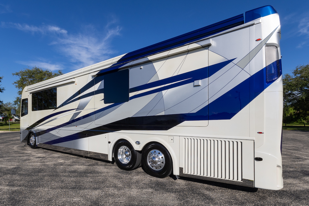 2025  Foretravel For Sale