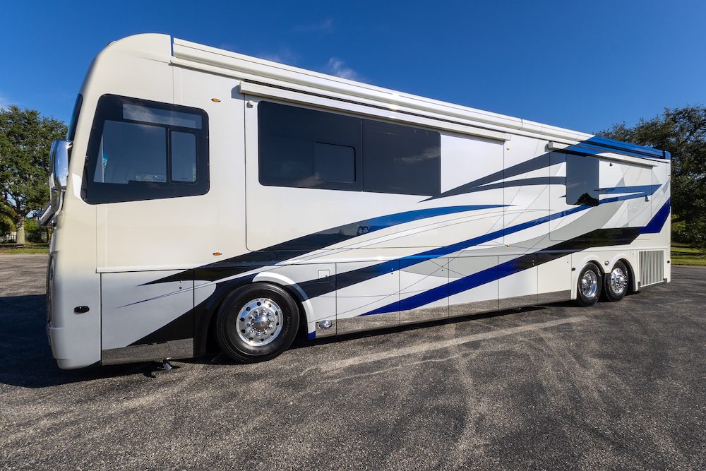 2025  Foretravel For Sale