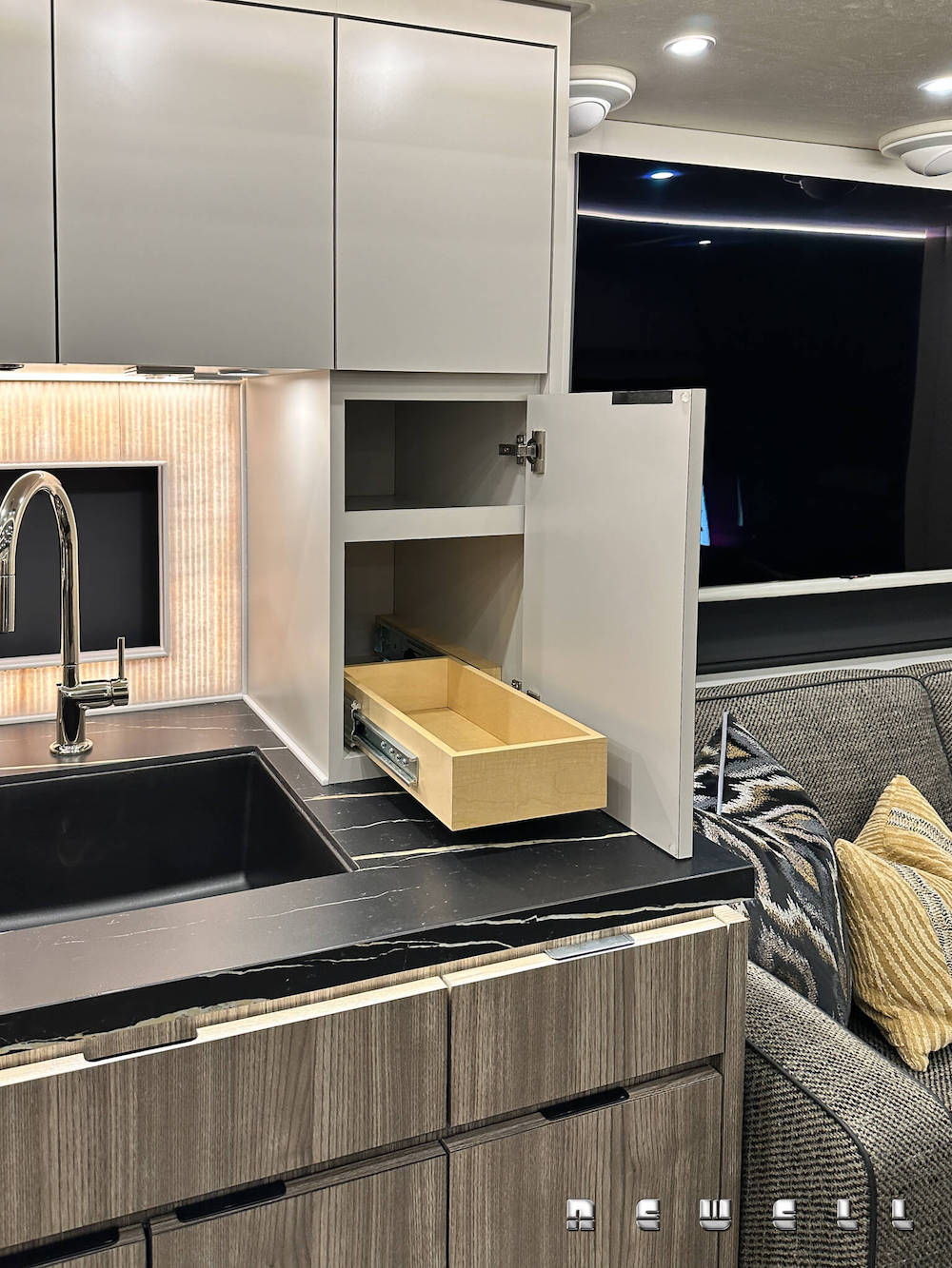2025 Prevost Newell For Sale