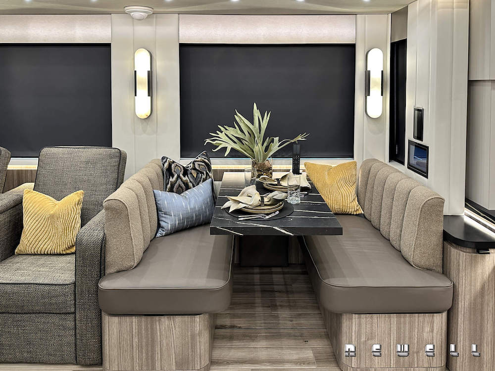 2025 Prevost Newell For Sale