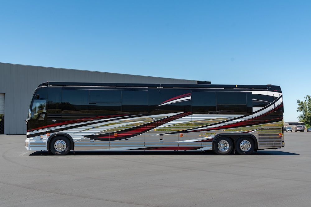 2025 Prevost  Marathon X3 For Sale