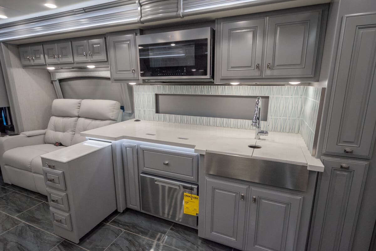 Bus-Stuff.com Class A Rv For Sale