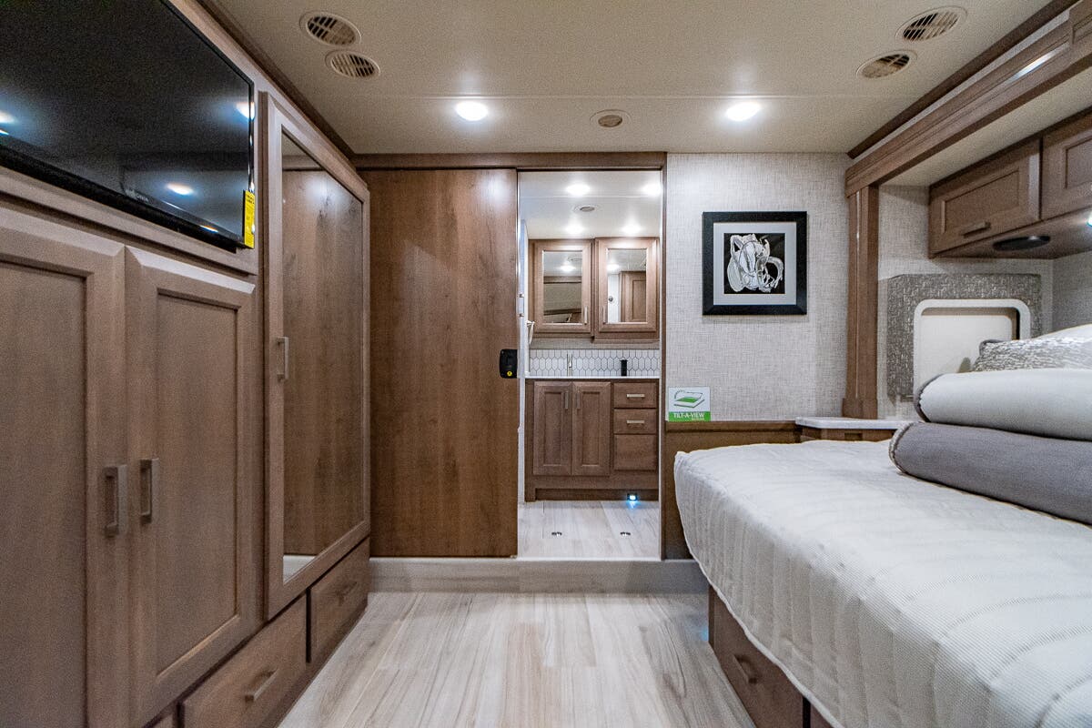 Bus-Stuff.com Class A Rv For Sale