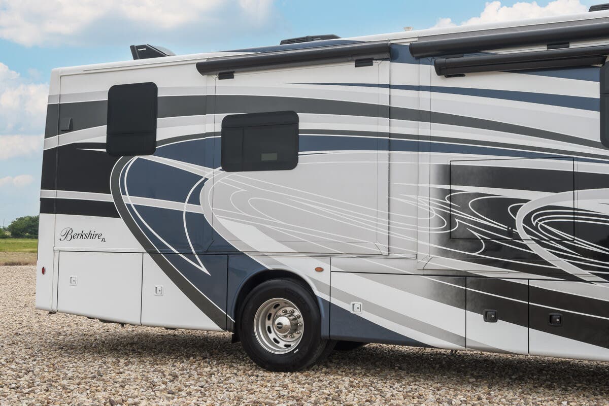 Bus-Stuff.com Class A Rv For Sale