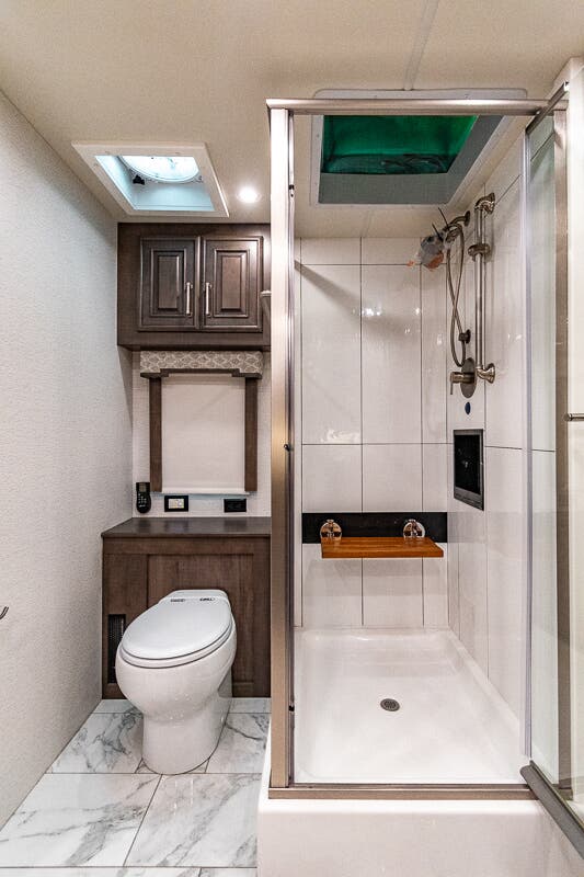 Bus-Stuff.com Class A Rv For Sale