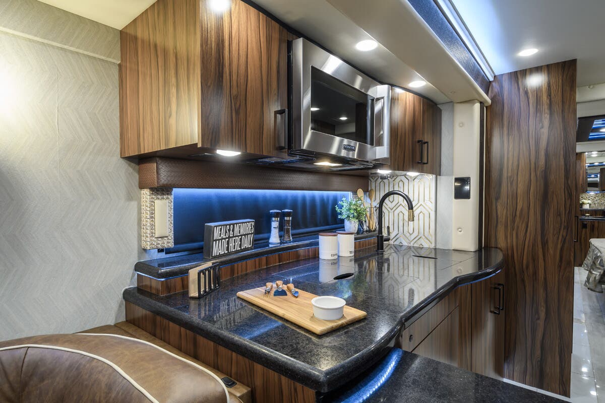 Bus-Stuff.com Class A Rv For Sale
