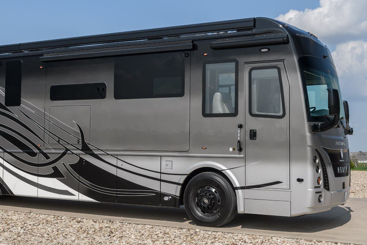 Bus-Stuff.com Class A Rv For Sale