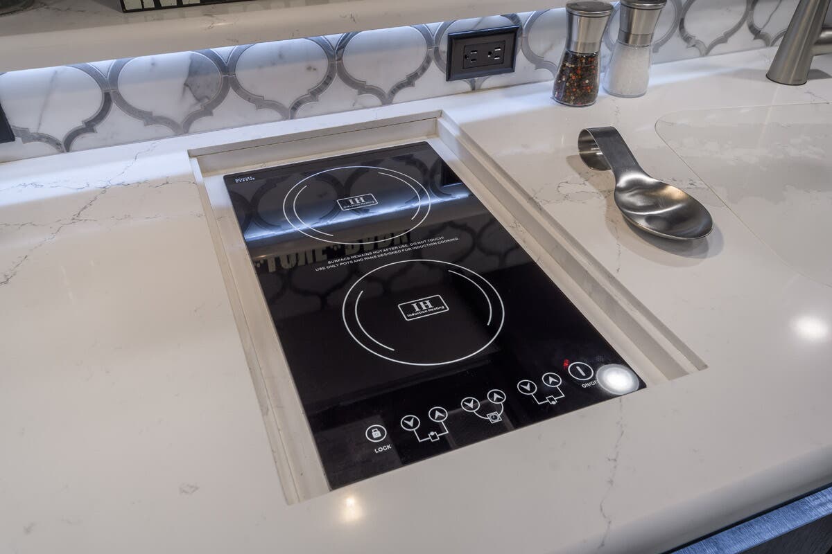 Bus-Stuff.com Class A Rv For Sale