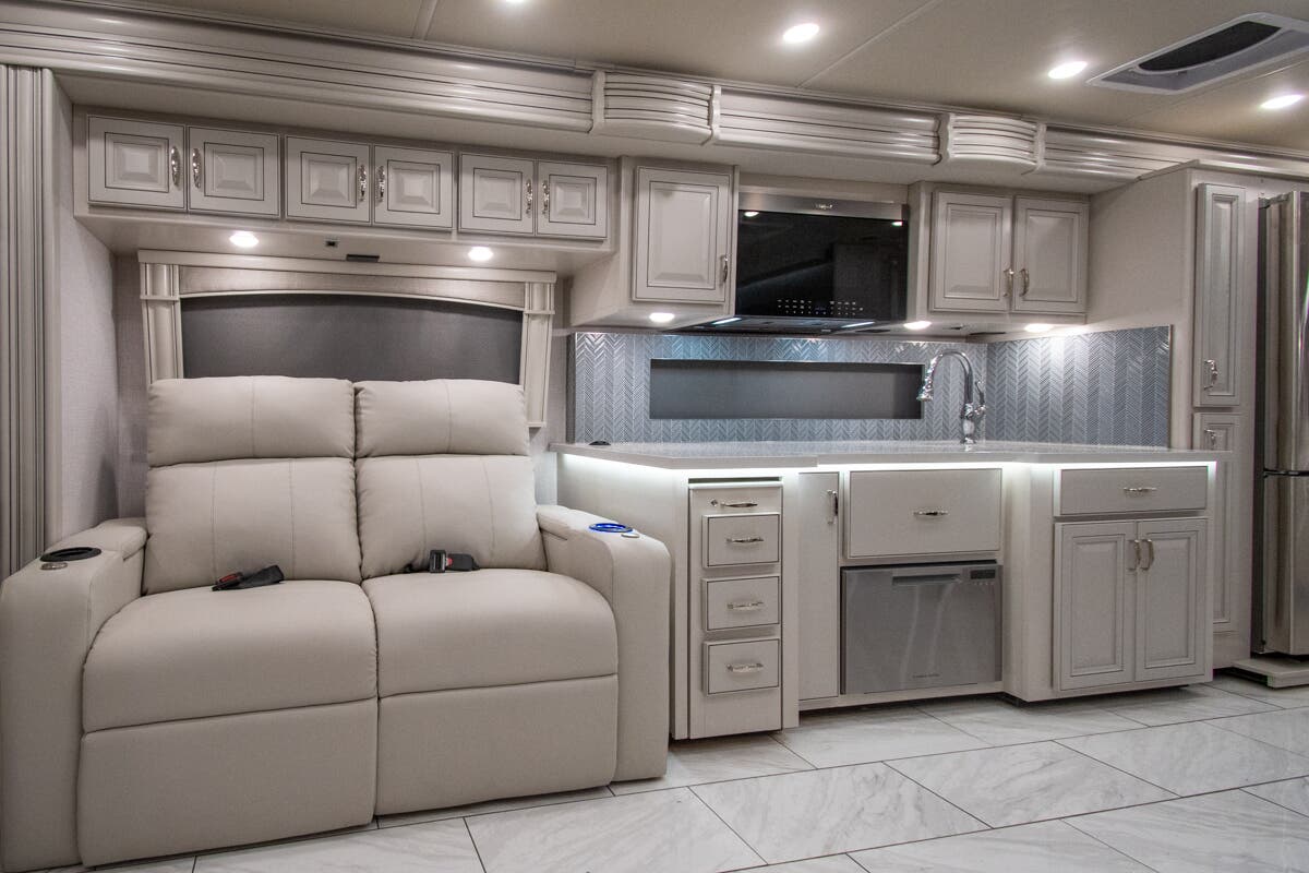 Bus-Stuff.com Class A Rv For Sale