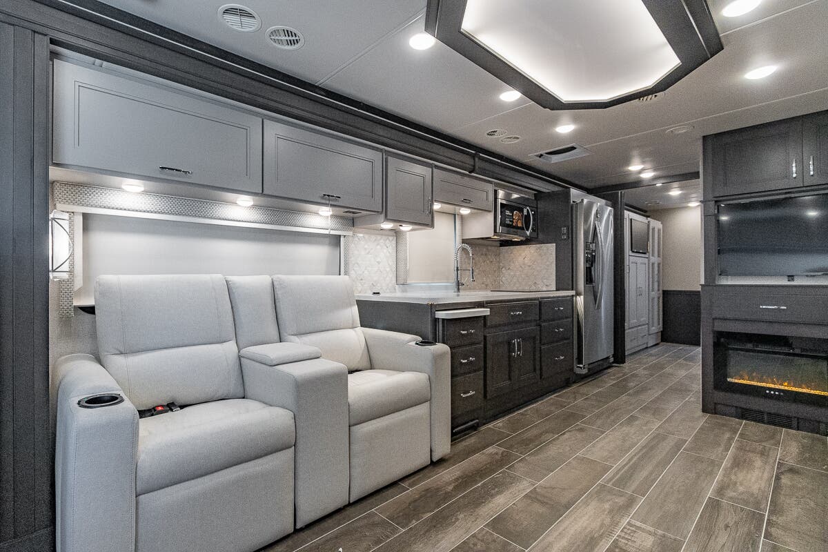 Bus-Stuff.com Class A Rv For Sale