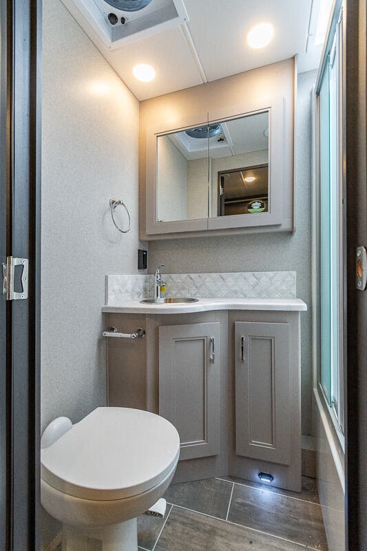 Bus-Stuff.com Class A Rv For Sale