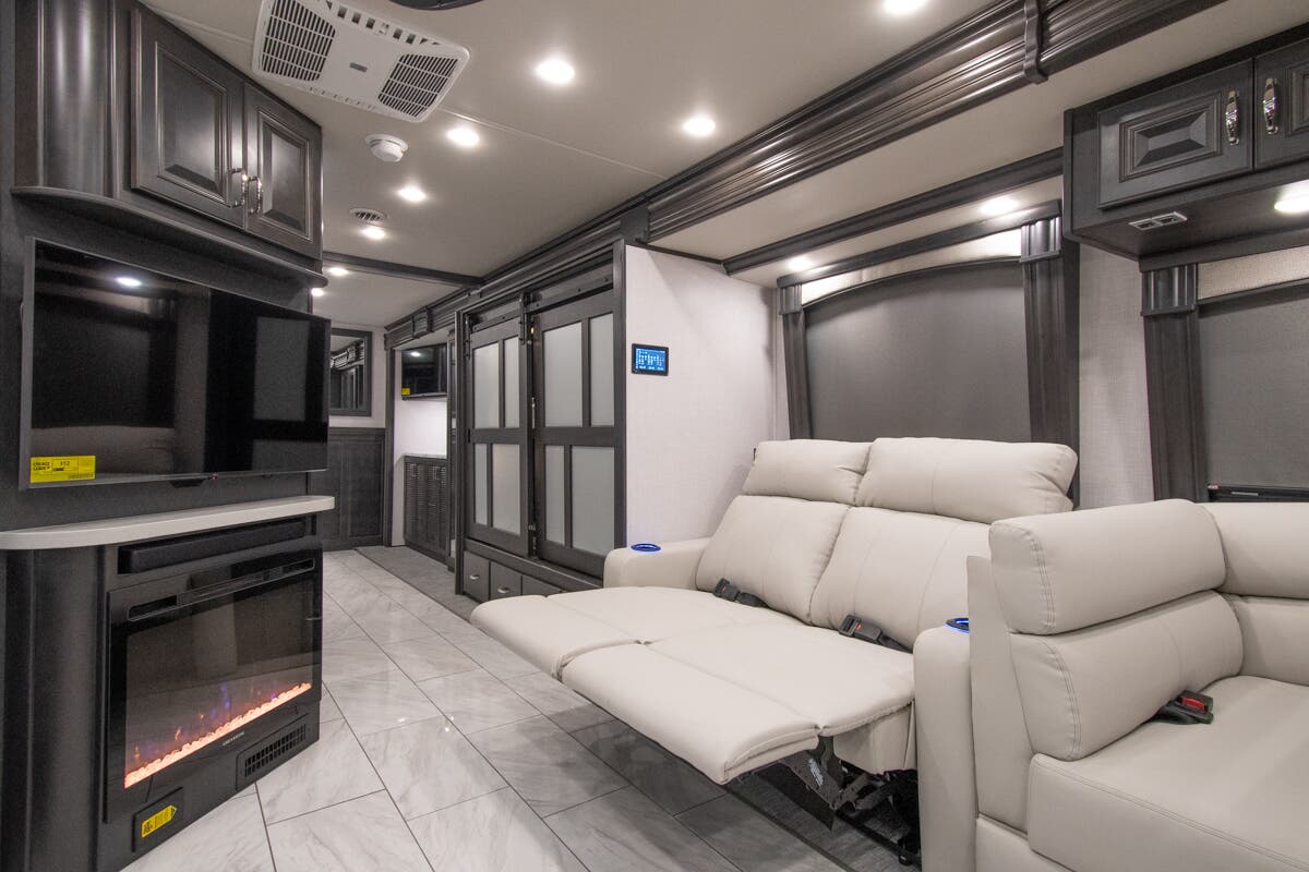 Bus-Stuff.com Class A Rv For Sale