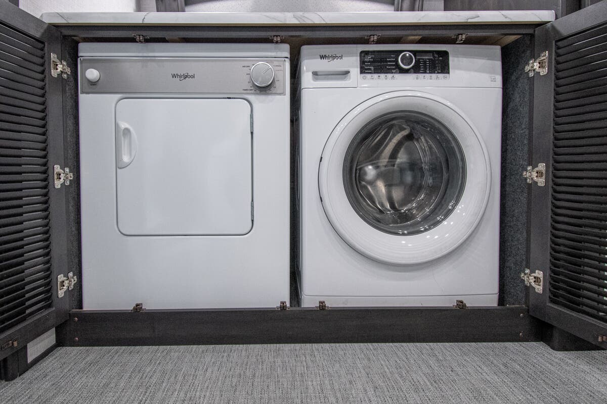 Bus-Stuff.com Class A Rv For Sale