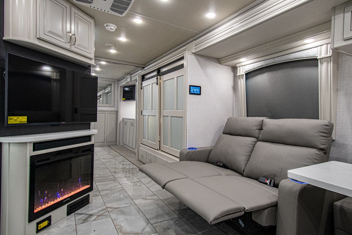 Bus-Stuff.com Class A Rv For Sale