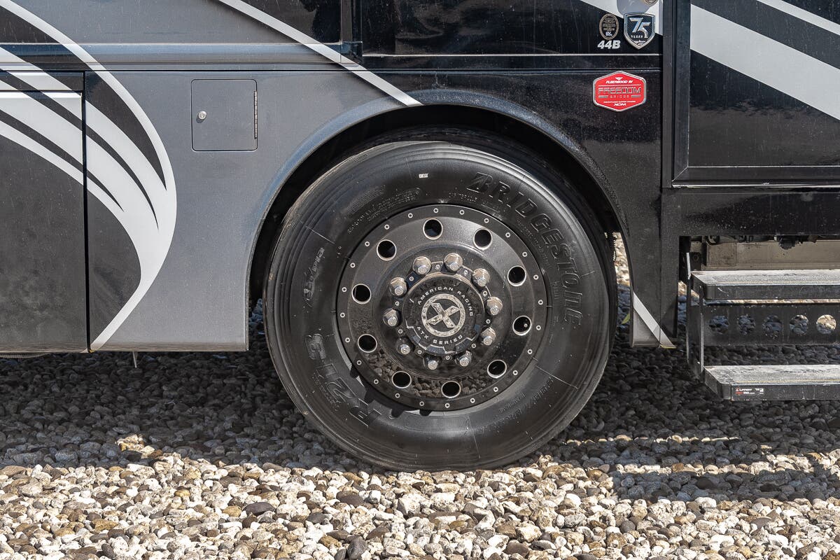 Bus-Stuff.com Class A Rv For Sale