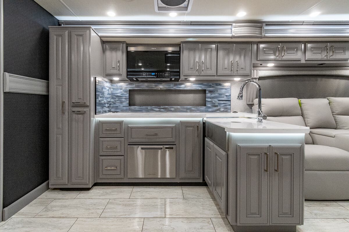 Bus-Stuff.com Class A Rv For Sale