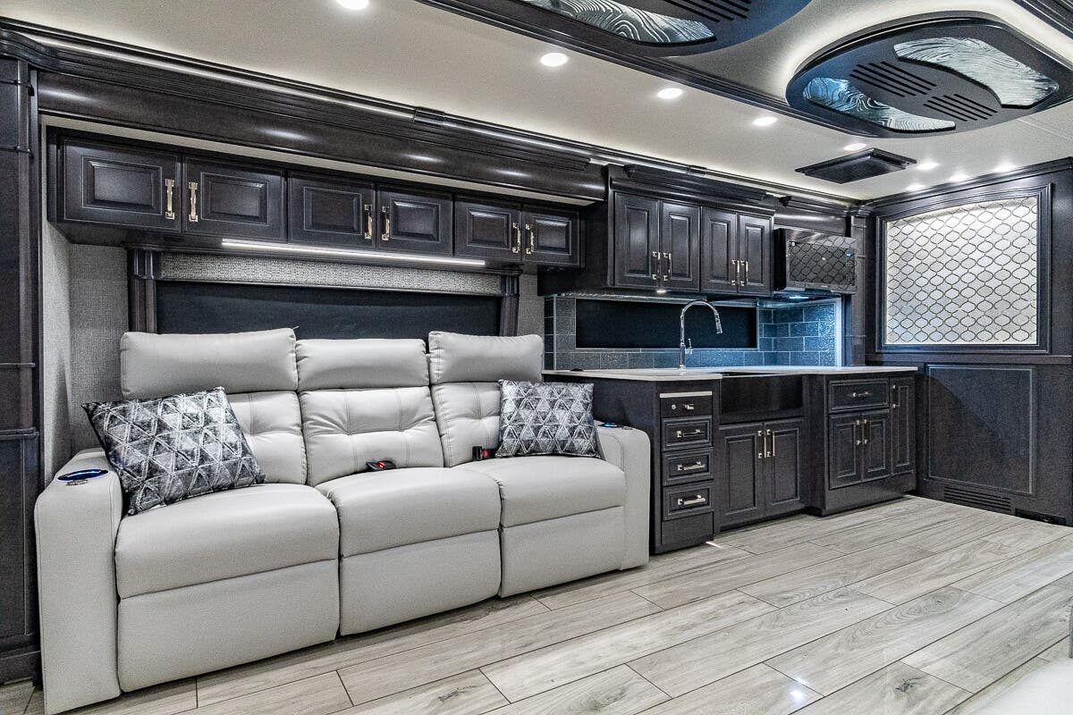 Bus-Stuff.com Class A Rv For Sale