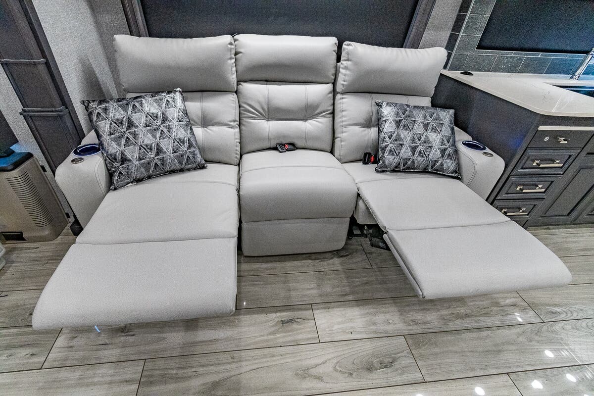 Bus-Stuff.com Class A Rv For Sale