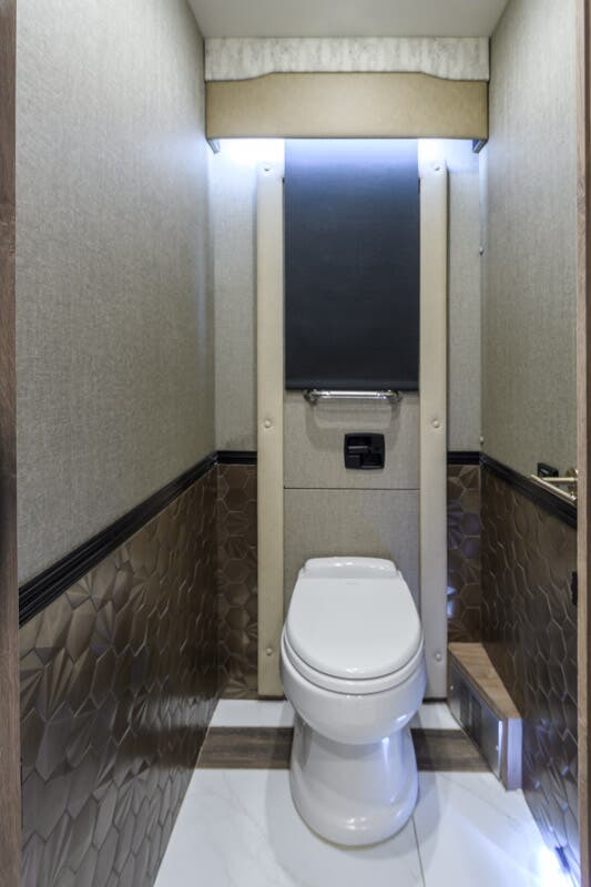 Bus-Stuff.com Class A Rv For Sale