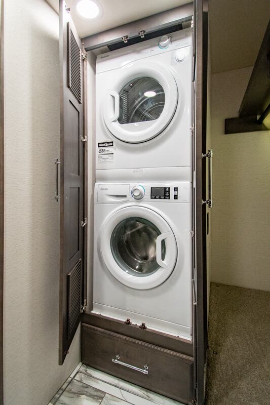 Bus-Stuff.com Class A Rv For Sale