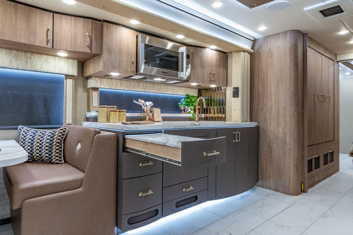 Bus-Stuff.com Class A Rv For Sale