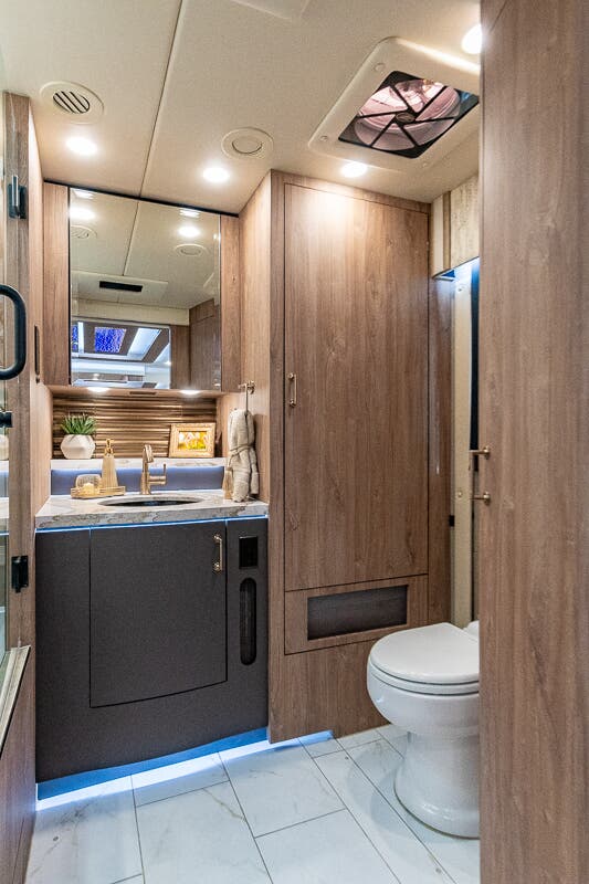 Bus-Stuff.com Class A Rv For Sale