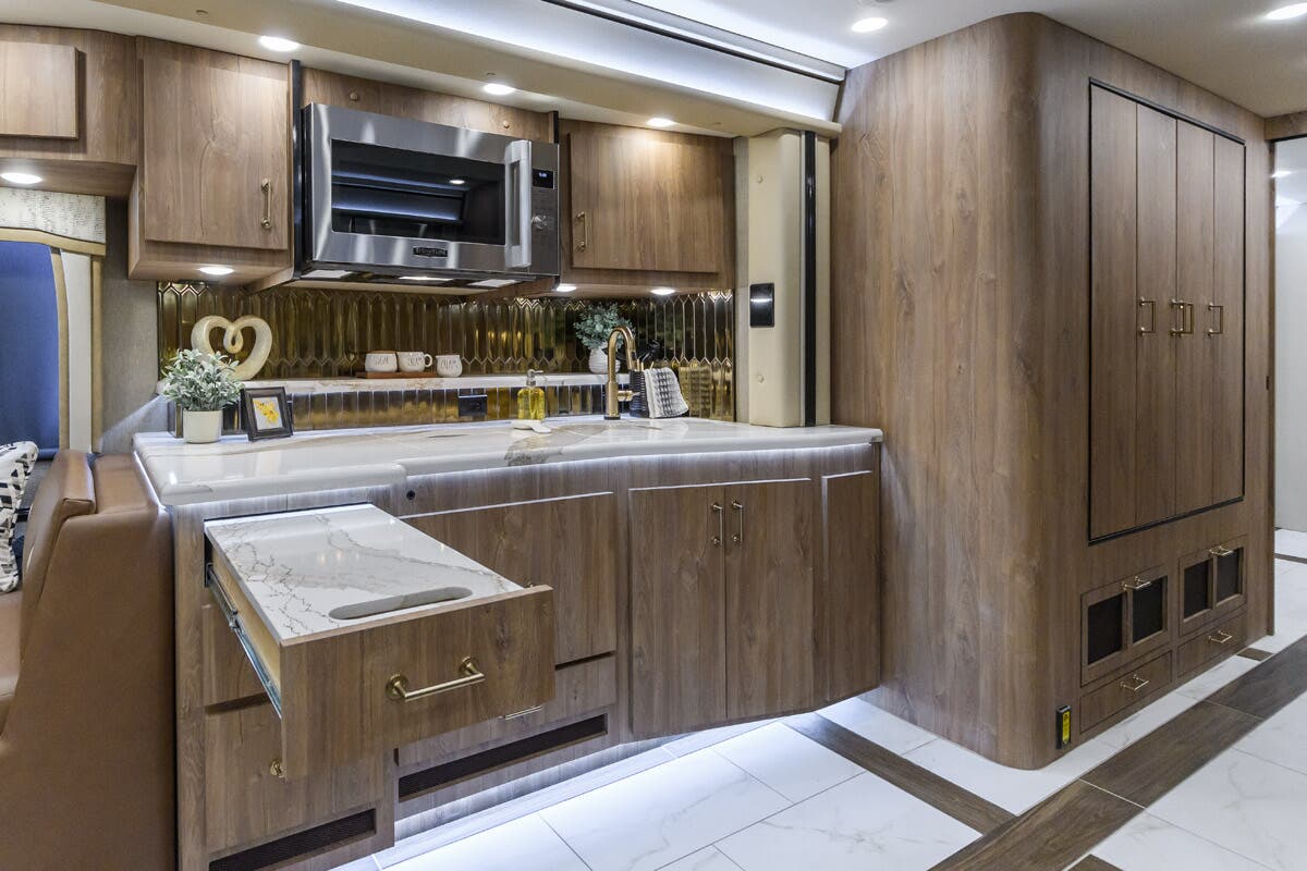 Bus-Stuff.com Class A Rv For Sale