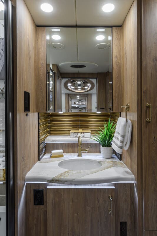 Bus-Stuff.com Class A Rv For Sale