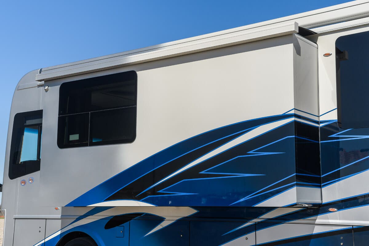 Bus-Stuff.com Class A Rv For Sale