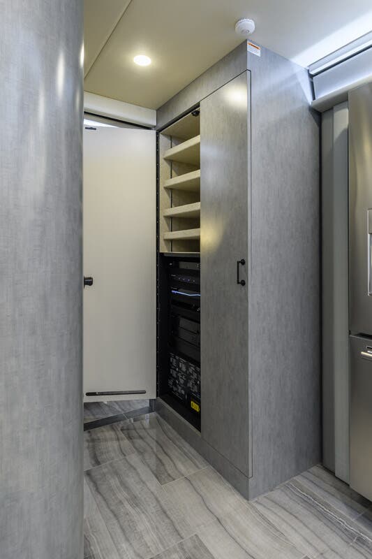 Bus-Stuff.com Class A Rv For Sale