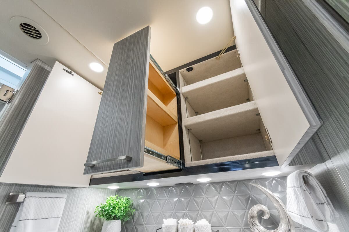 Bus-Stuff.com Class A Rv For Sale