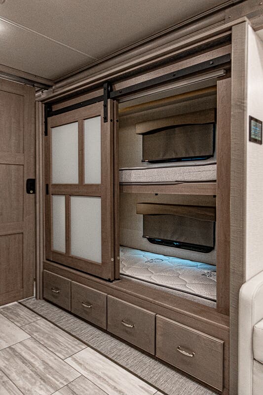 Bus-Stuff.com Class A Rv For Sale