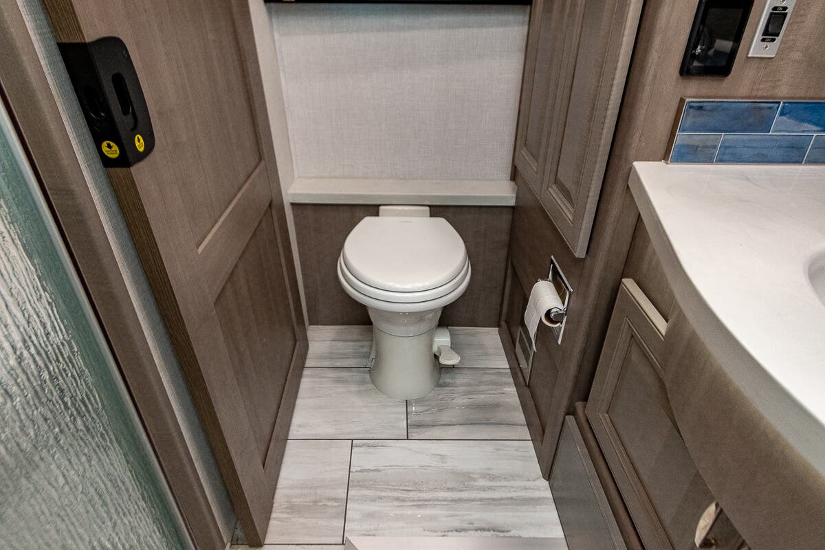 Bus-Stuff.com Class A Rv For Sale