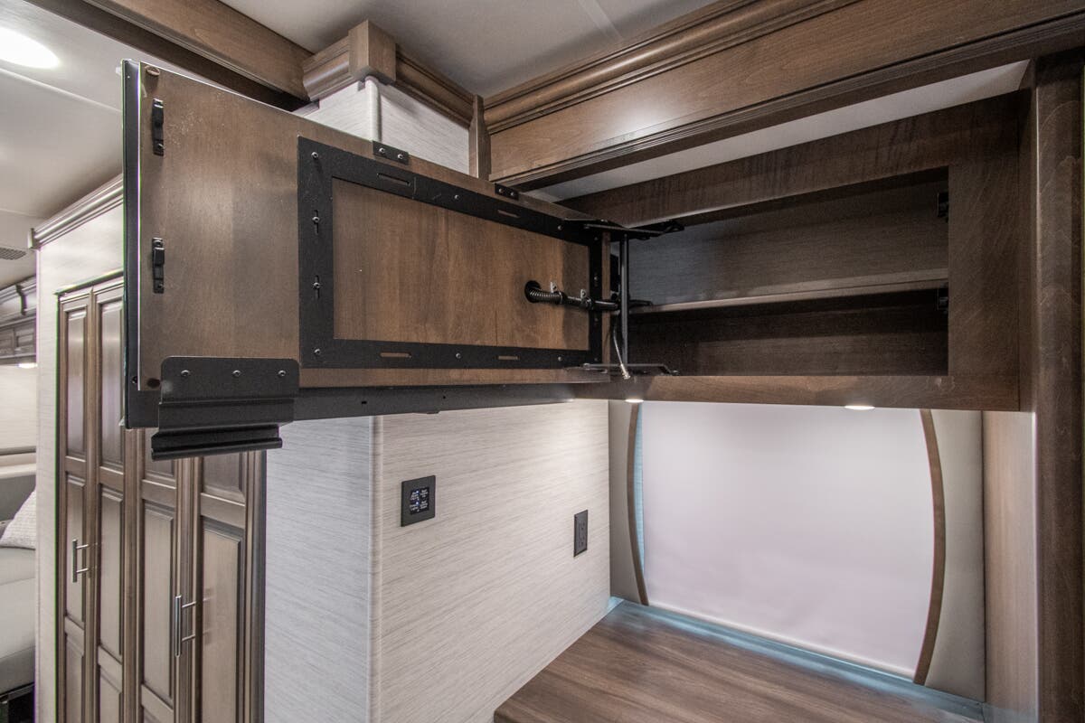 Bus-Stuff.com Class A Rv For Sale