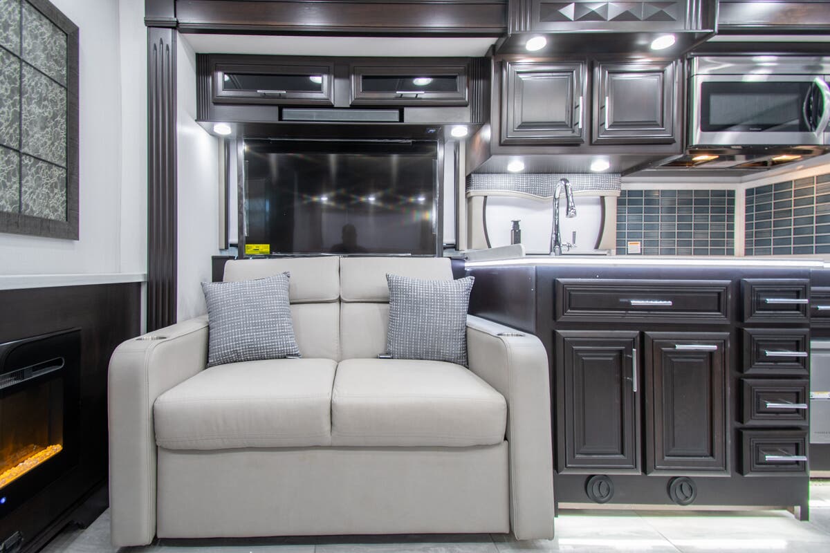 Bus-Stuff.com Class A Rv For Sale