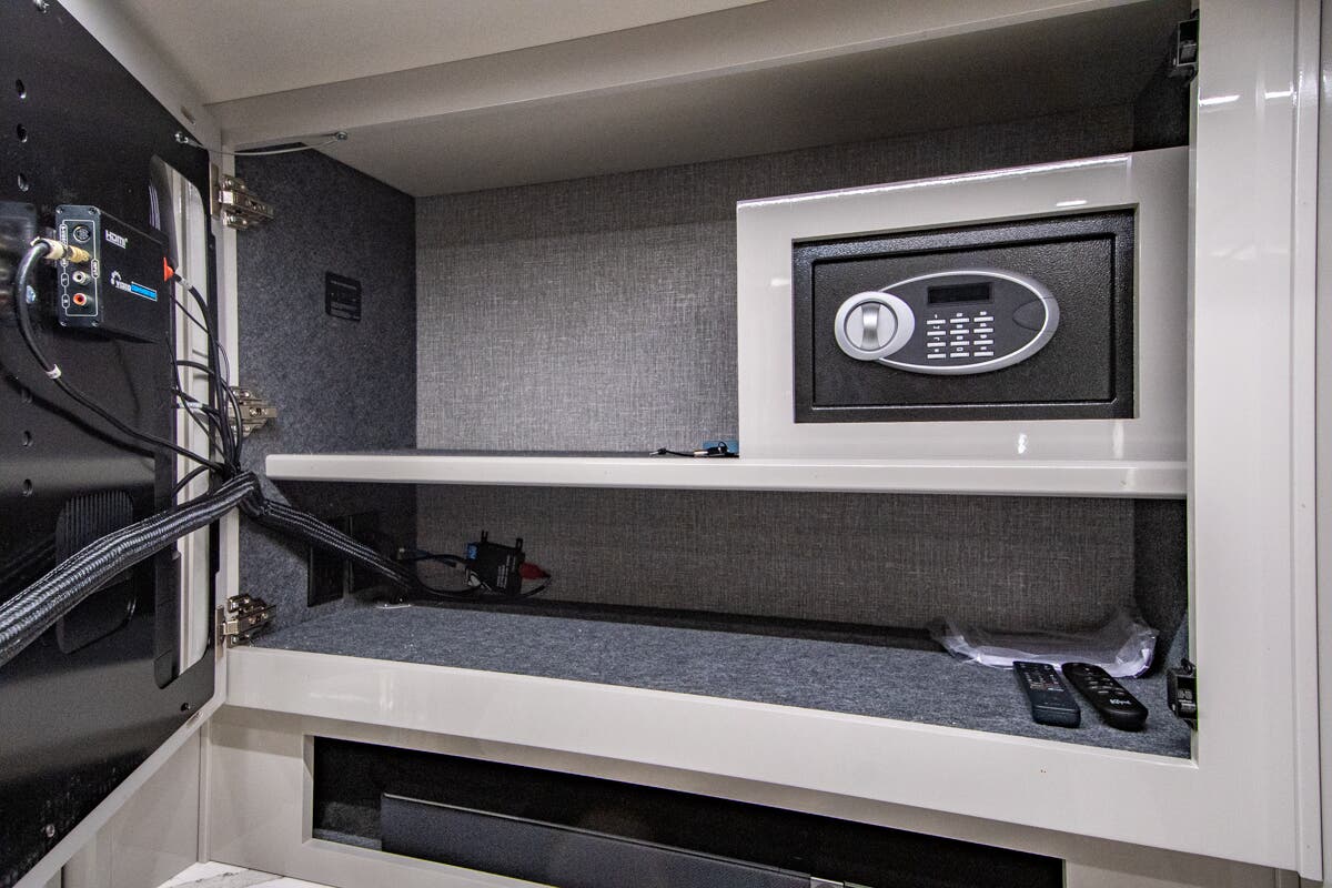 Bus-Stuff.com Class A Rv For Sale