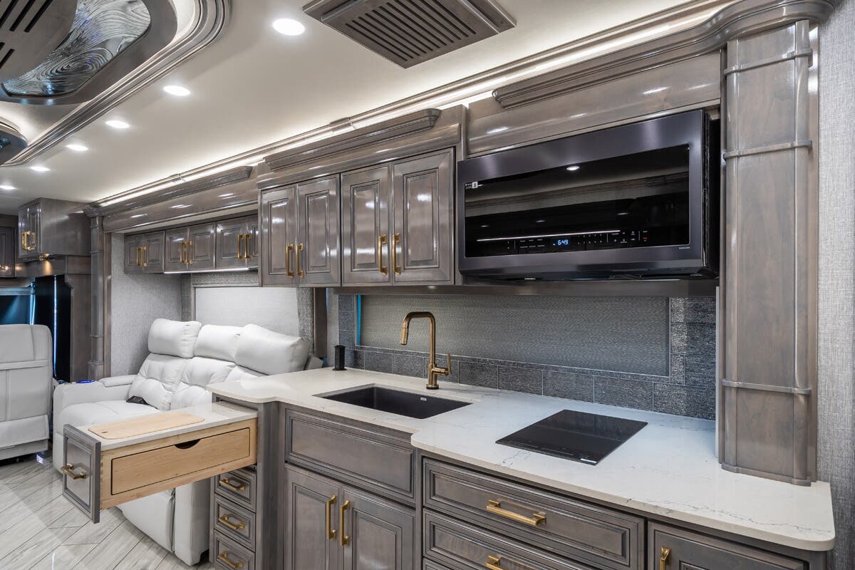 Bus-Stuff.com Class A Rv For Sale