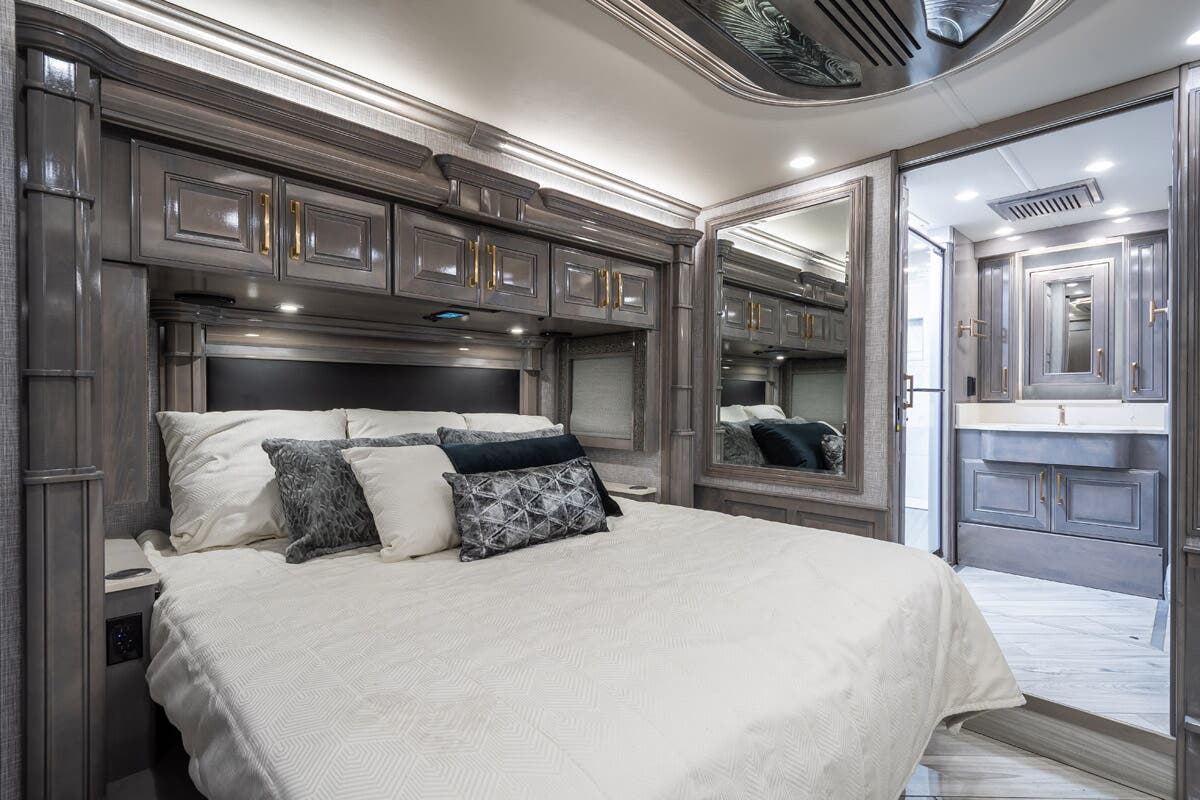 Bus-Stuff.com Class A Rv For Sale