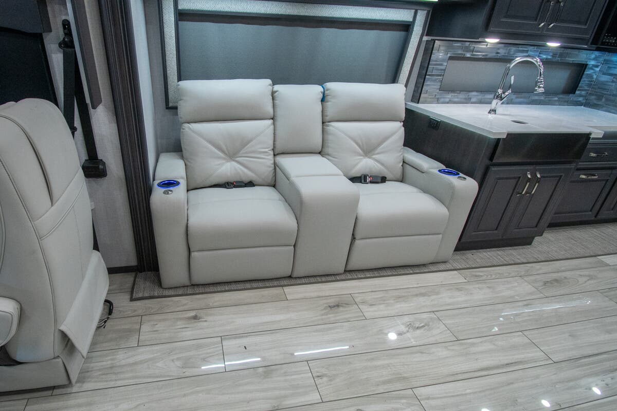 Bus-Stuff.com Class A Rv For Sale