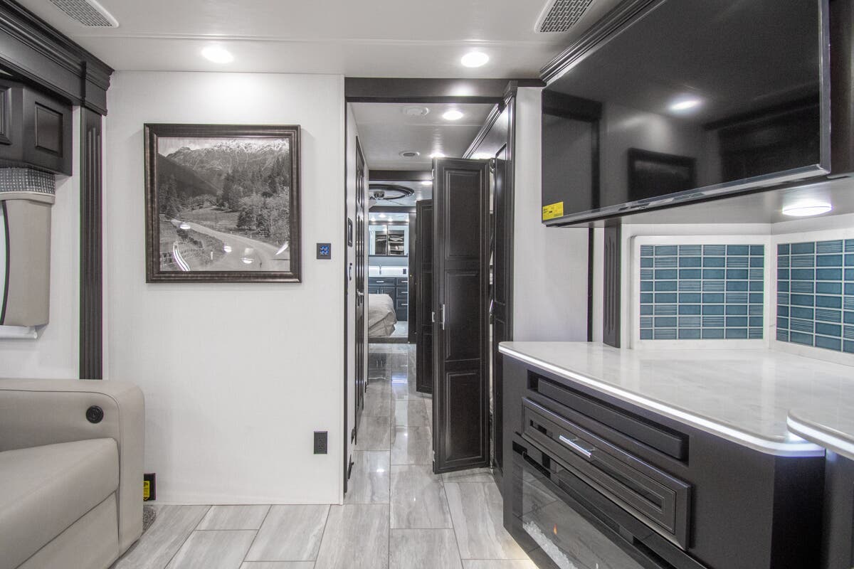 Bus-Stuff.com Class A Rv For Sale