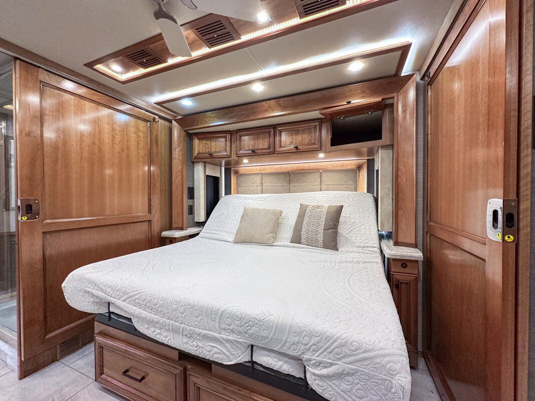 Bus-Stuff.com Class A Rv For Sale