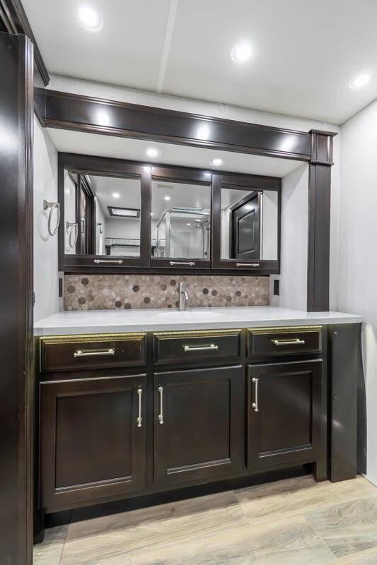 Bus-Stuff.com Class A Rv For Sale