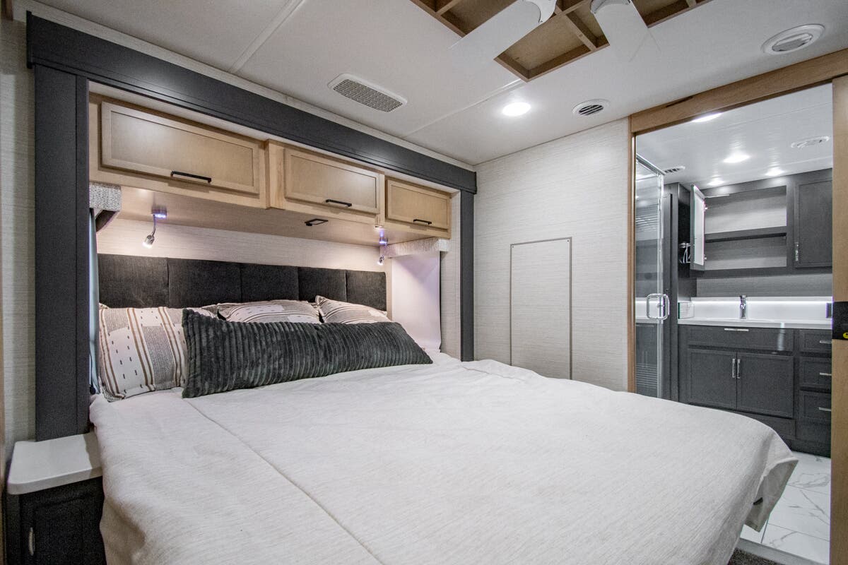 Bus-Stuff.com Class A Rv For Sale