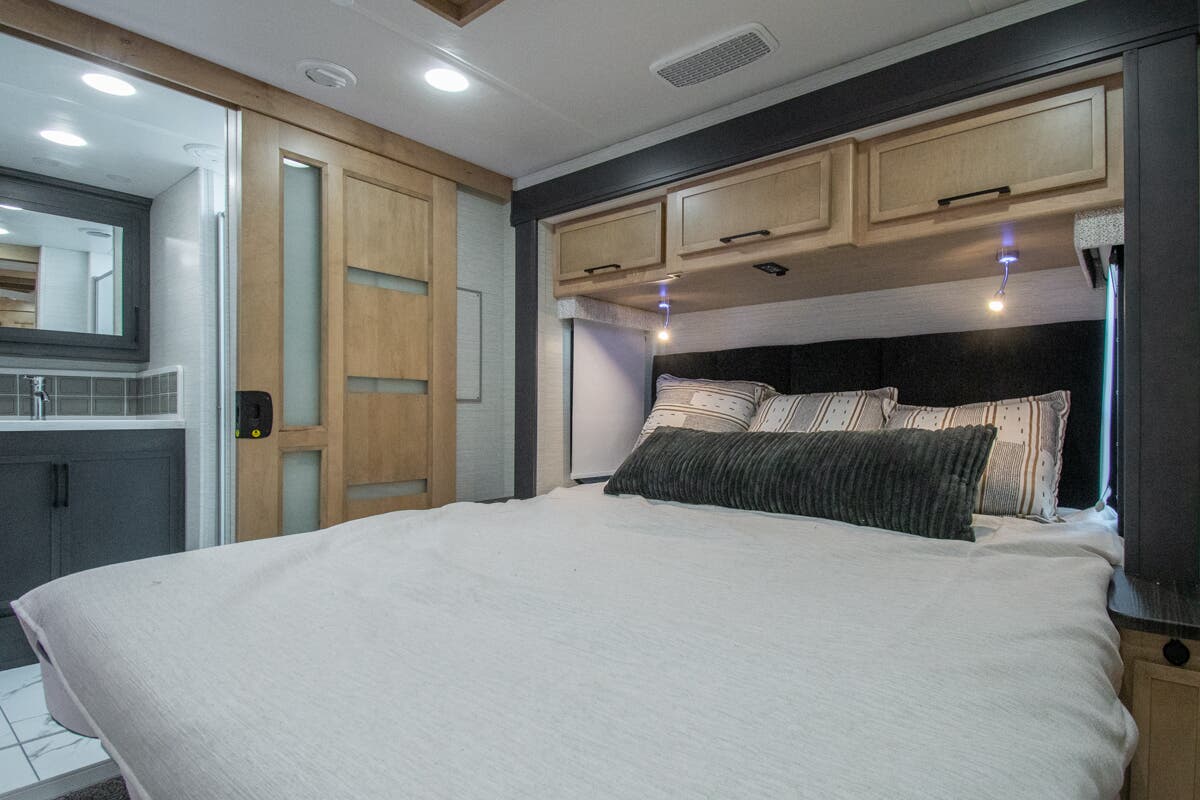 Bus-Stuff.com Class A Rv For Sale